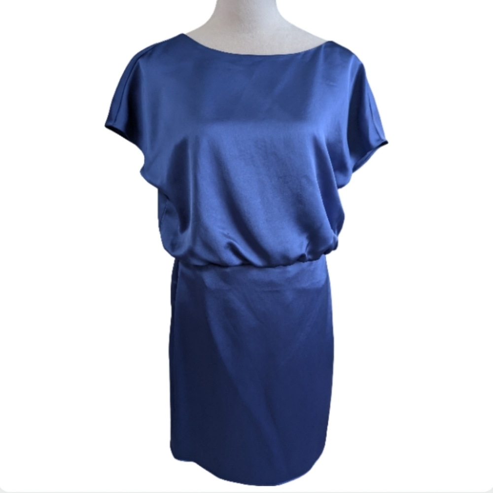 Trina Turk Amuse Blue Satin Short Sleeve Dress Size 8  Like New